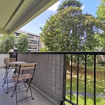 Cosy Apartment At Merignac-Centre Exterior photo